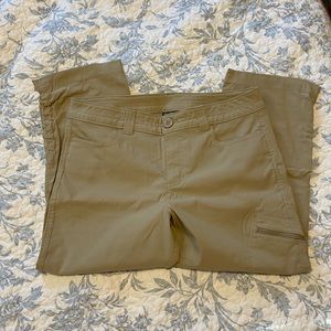 SOLD Eddie Bauer Capris